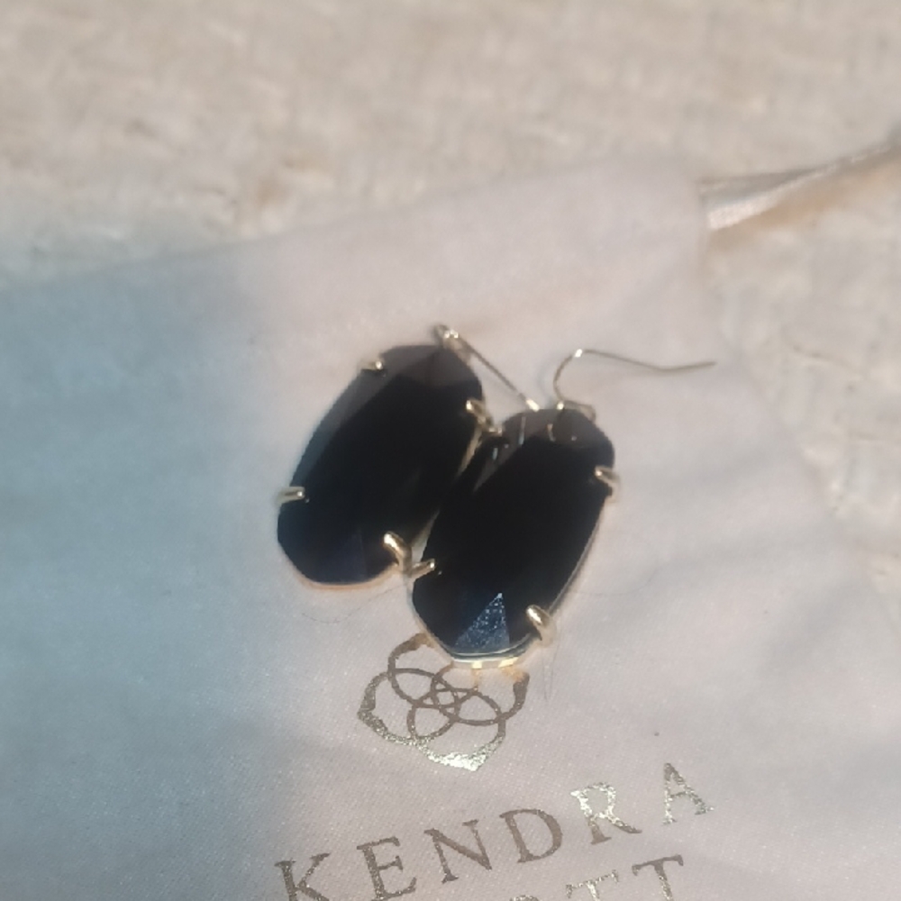 Kendra Scott Black Esme Earrings